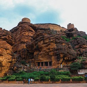 Nawabs of Hyderabad – 13 Days