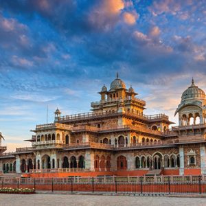 Luxury Train – Maharaja Express’s Indian Panorama – 9 Days