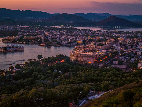 Udaipur (The City of Lakes)